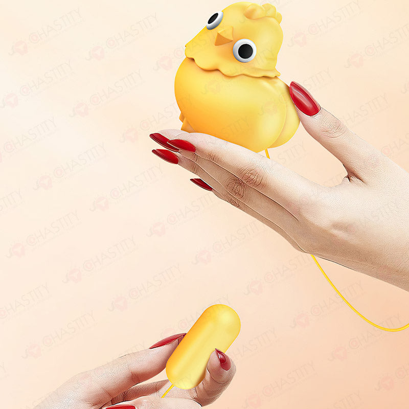 Cute Chick Clit Sucking Vibrator