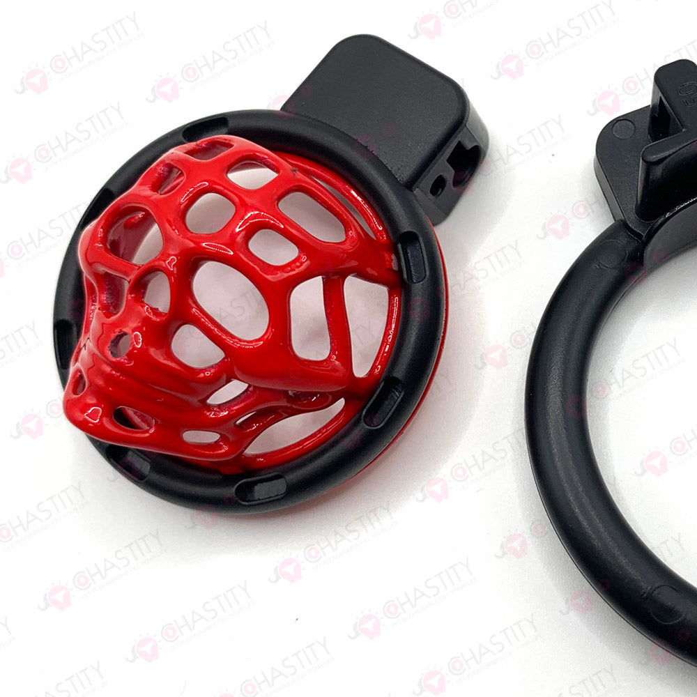 Skull Chastity Dungeon With 6 Rings